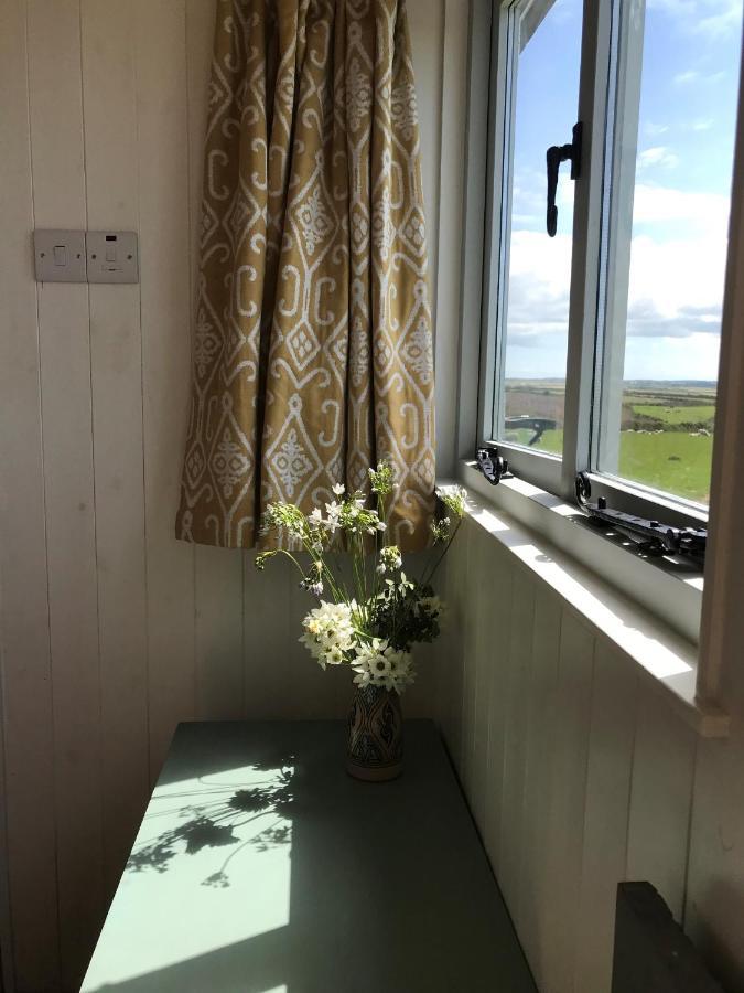 Ewe With A View Sea View Shepherds Huts Breage Buitenkant foto
